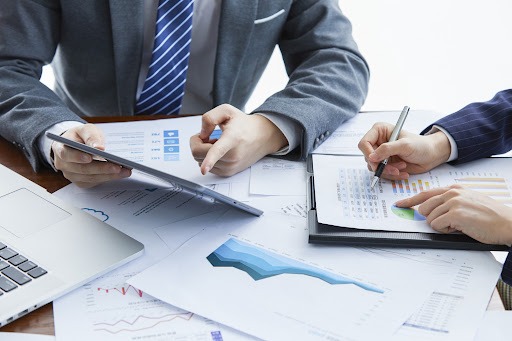 bisnis bertahan di era teknologi